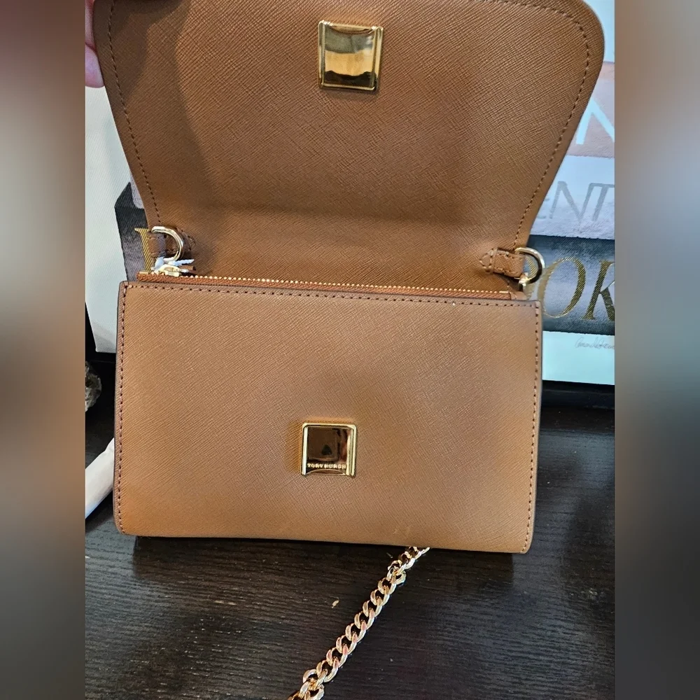 Tory Burch Emerson Wallet Crossbody Bag with Gold Chain